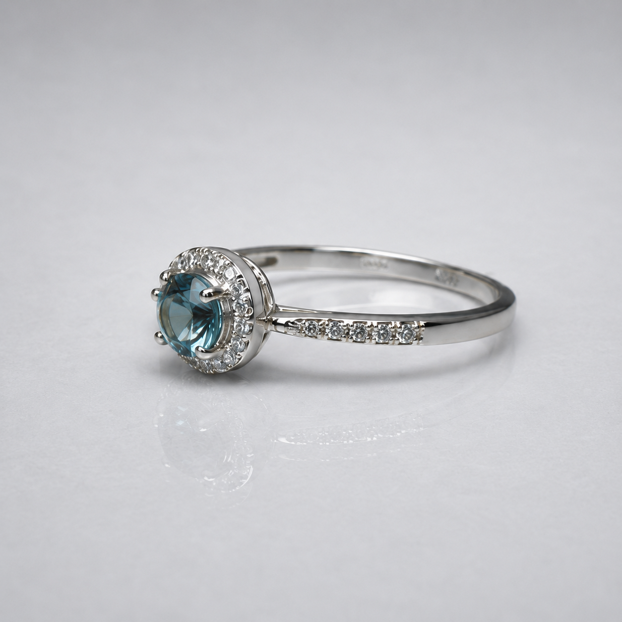 Aurora | Topas